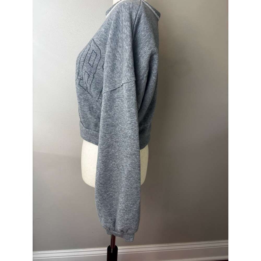 Arizona Jean Co. Gray Cropped Sweatshirt XS Newport crewneck casual preppy - Picture 2 of 4